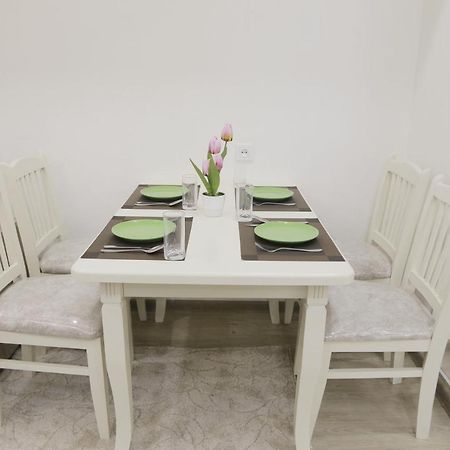 Newly Renovated Studio Apartment In Downtown Center 5 Tashkent Exterior photo